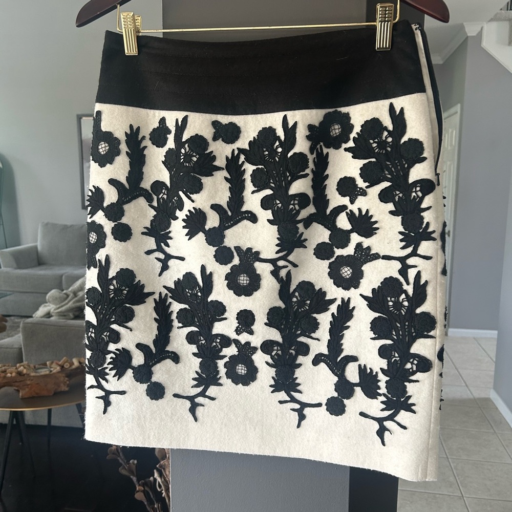 Worth Black and White Floral Mini Skirt